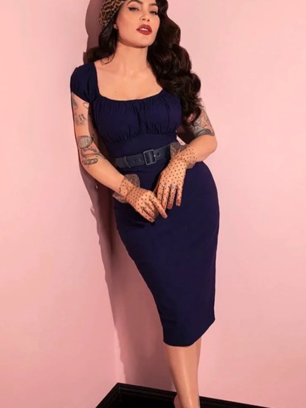 Vixen by Micheline Pitt Navy blue Ruched Bust Wiggle dress size 2X